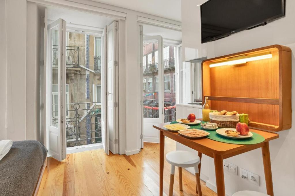 Host Wise - Lovely Shinny Flats With Balcony - Clerigos Порто Екстериор снимка