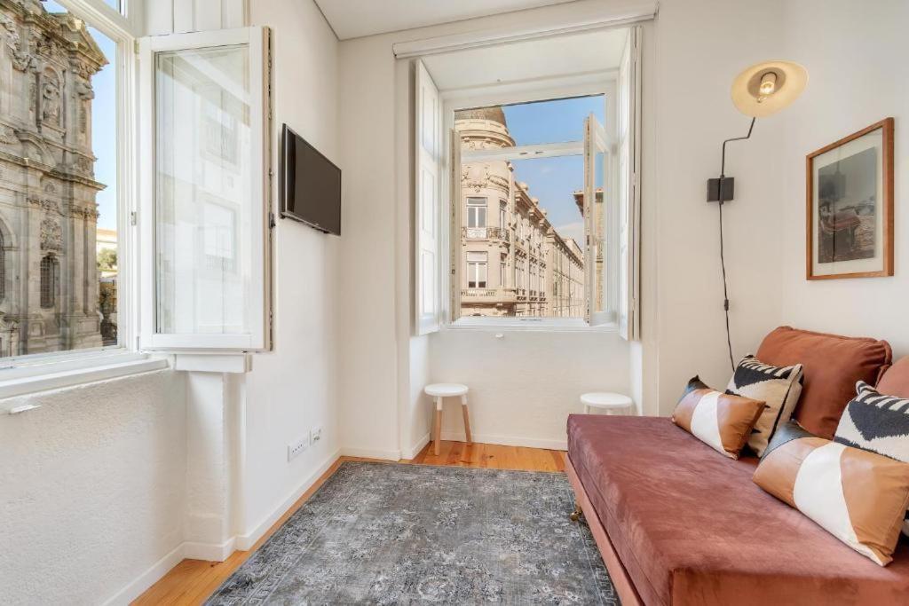 Host Wise - Lovely Shinny Flats With Balcony - Clerigos Порто Екстериор снимка