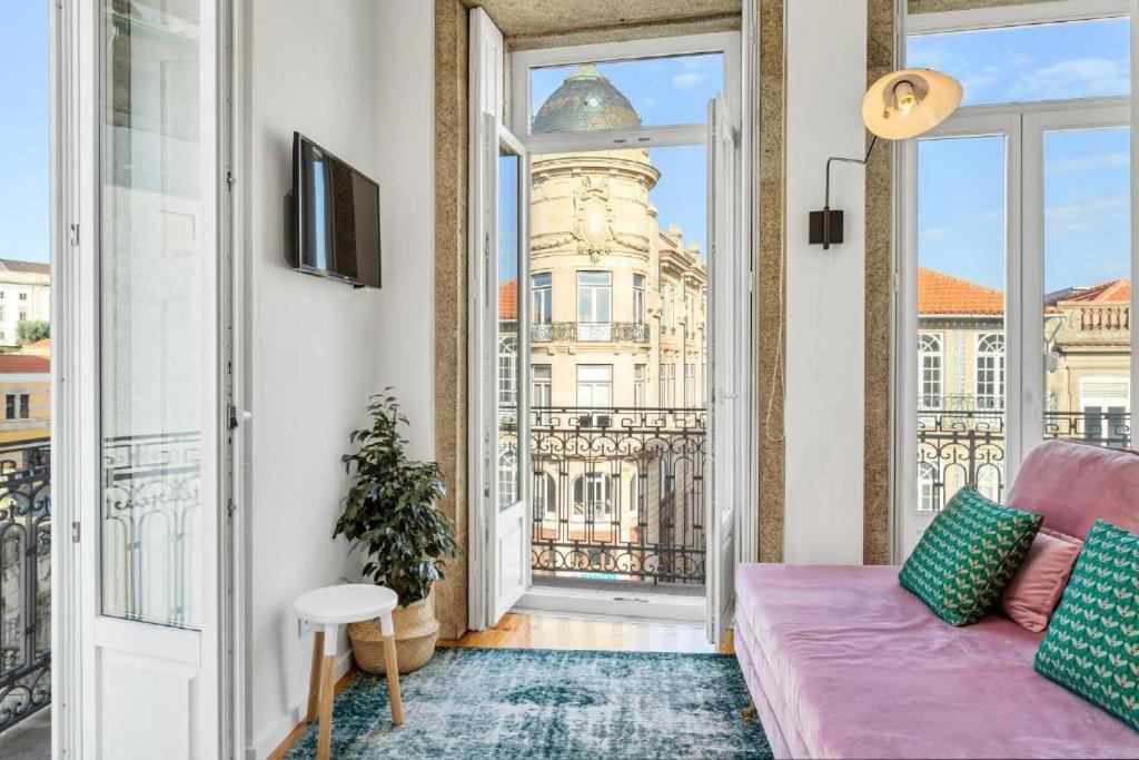 Host Wise - Lovely Shinny Flats With Balcony - Clerigos Порто Екстериор снимка