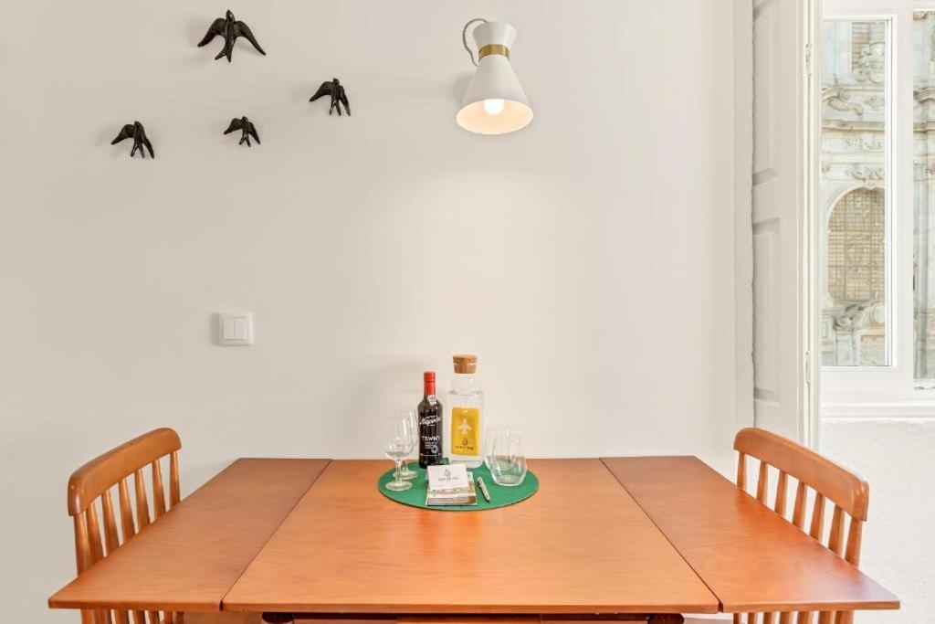 Host Wise - Lovely Shinny Flats With Balcony - Clerigos Порто Стая снимка