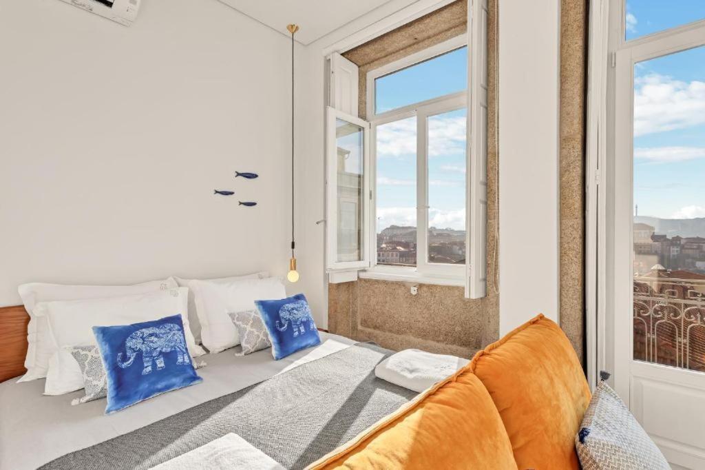Host Wise - Lovely Shinny Flats With Balcony - Clerigos Порто Стая снимка
